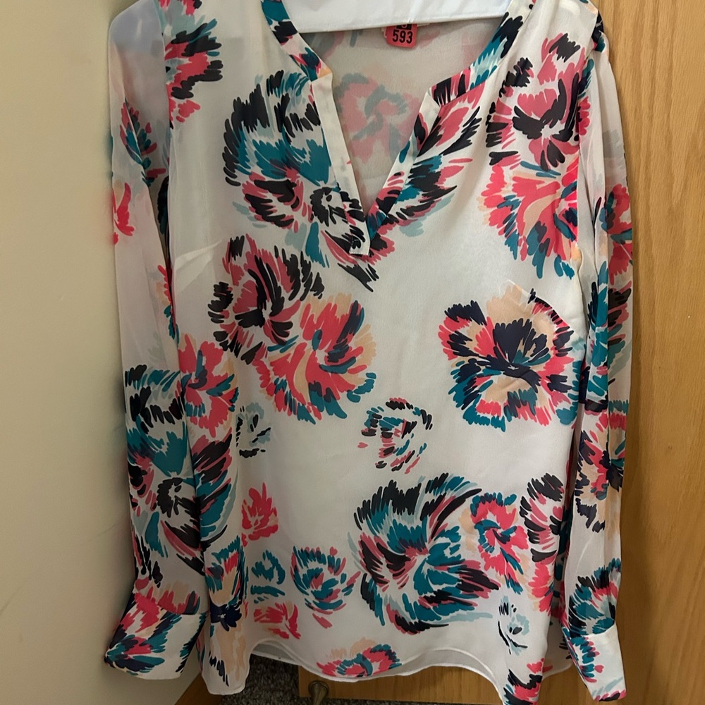 Shoshanna White and Pink Graphic Long Sleeve Blouse